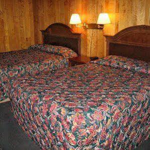 Delta Motel Bay City Ngoại thất bức ảnh
